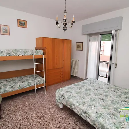 Cimarosa 5 * Follonica